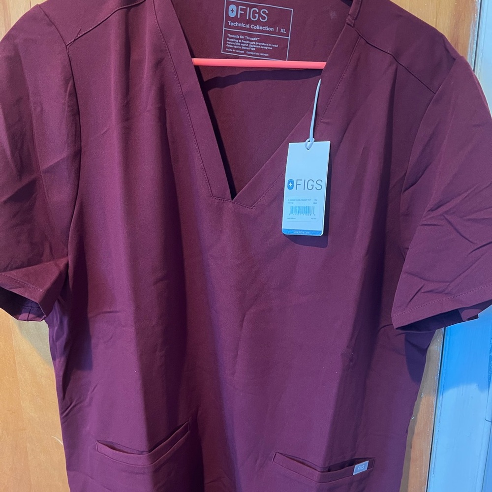 Figs Scrub Top